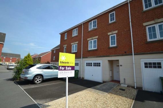 4 Bedroom Town House